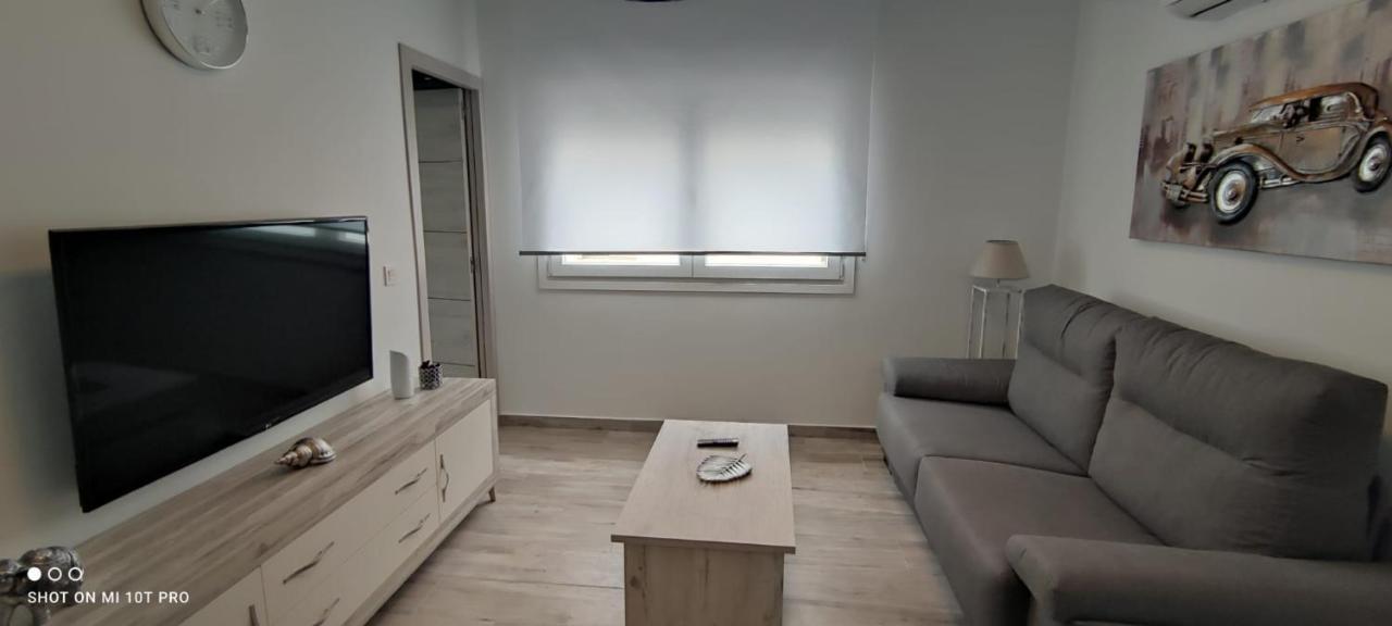 Apartamentos Sol Y Luna Conil Conil De La Frontera Exterior foto